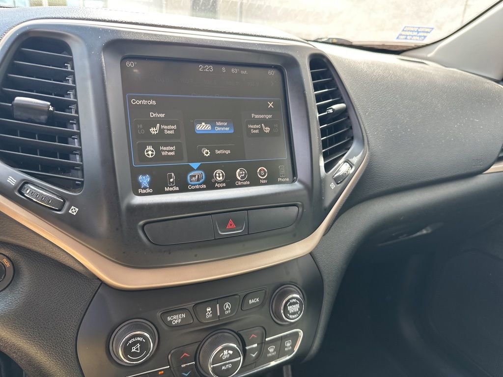 Used 2015 Jeep Cherokee Limited w/ Trailer Tow Group image 22