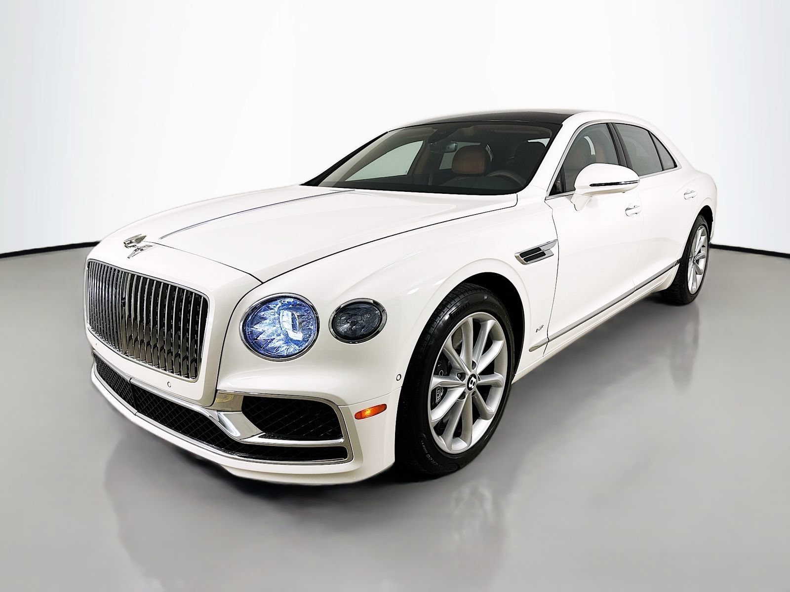 Used 2022 Bentley Flying Spur V8 AWD/4WD image 1