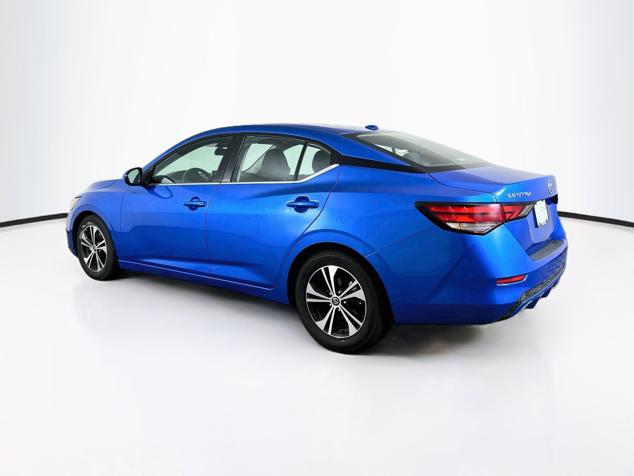 Used 2023 Nissan Sentra SV FWD image 5
