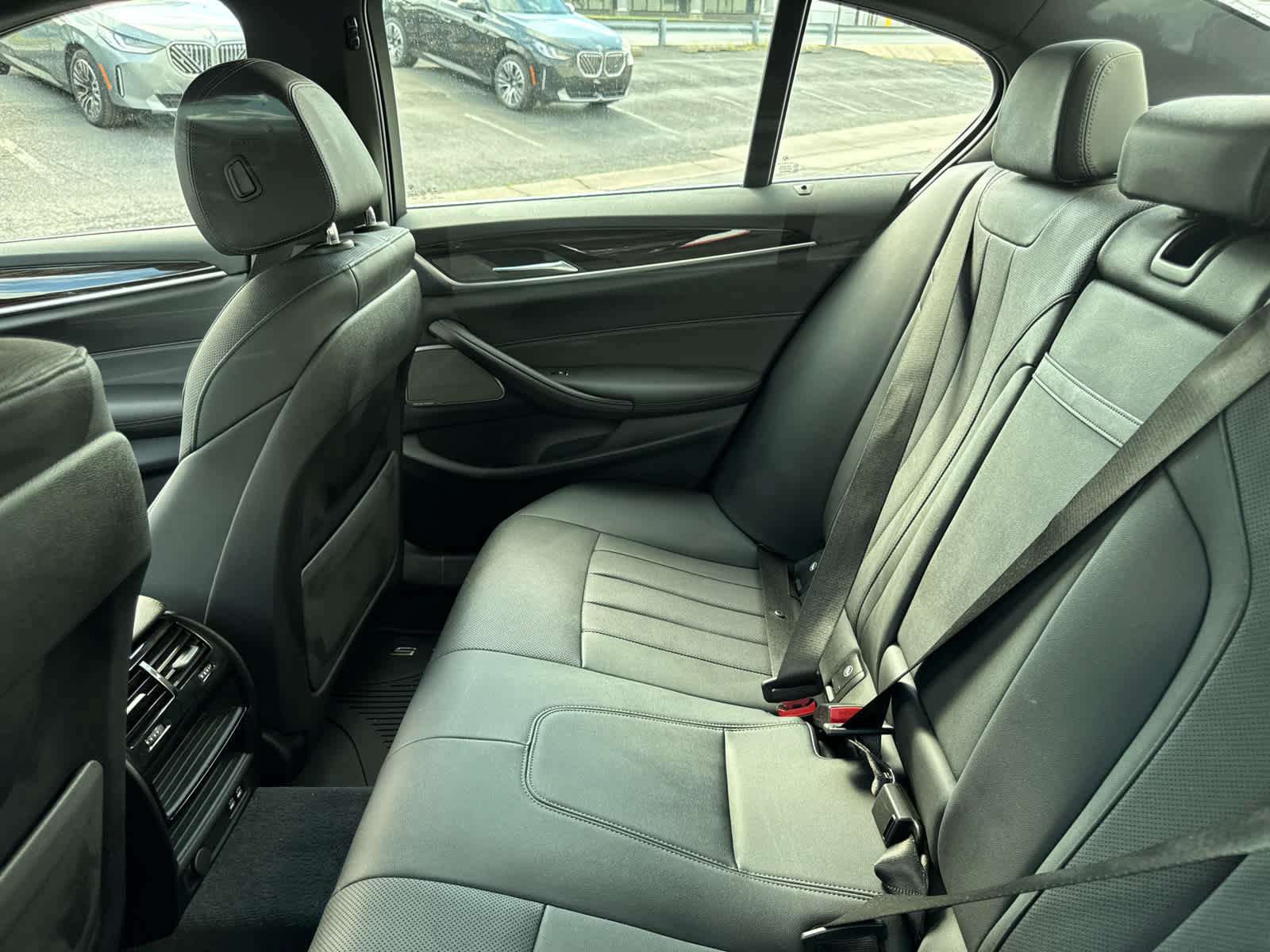 Used 2023 BMW 530i xDrive w/ Premium Package AWD/4WD image 19