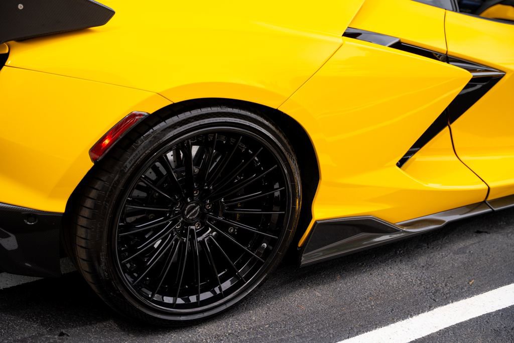 Used 2024 Lamborghini Revuelto AWD/4WD image 20