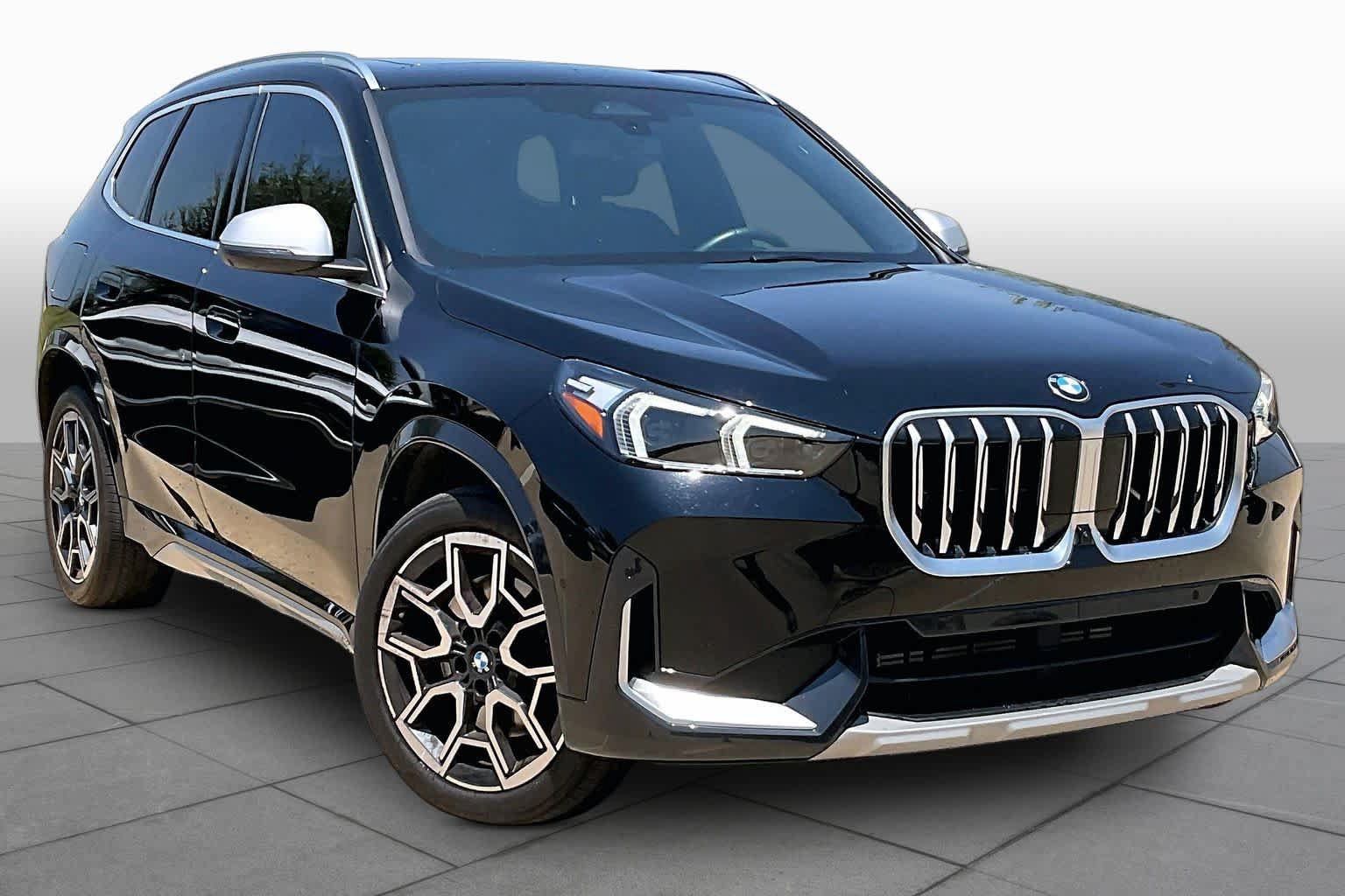 Used 2024 BMW X1 xDrive28i w/ Technology Package AWD/4WD image 3