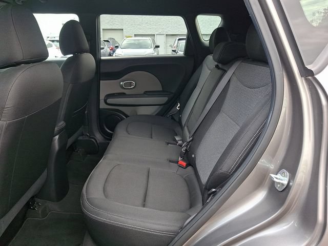 Used 2017 Kia Soul + FWD image 10
