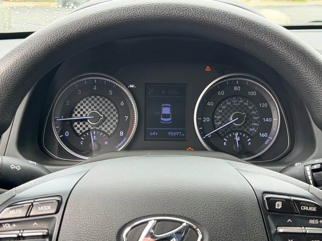 Used 2020 Hyundai Elantra SE w/ Cargo Package (C1) image 31