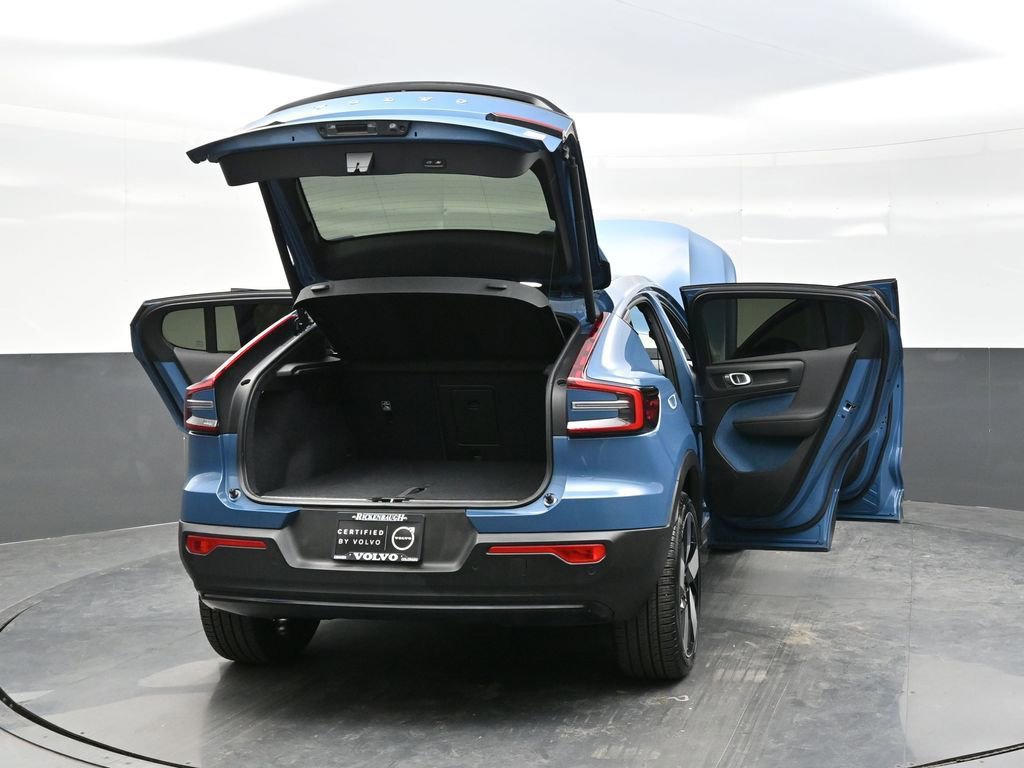 Used 2023 Volvo C40 P8 Recharge Ultimate AWD/4WD image 43