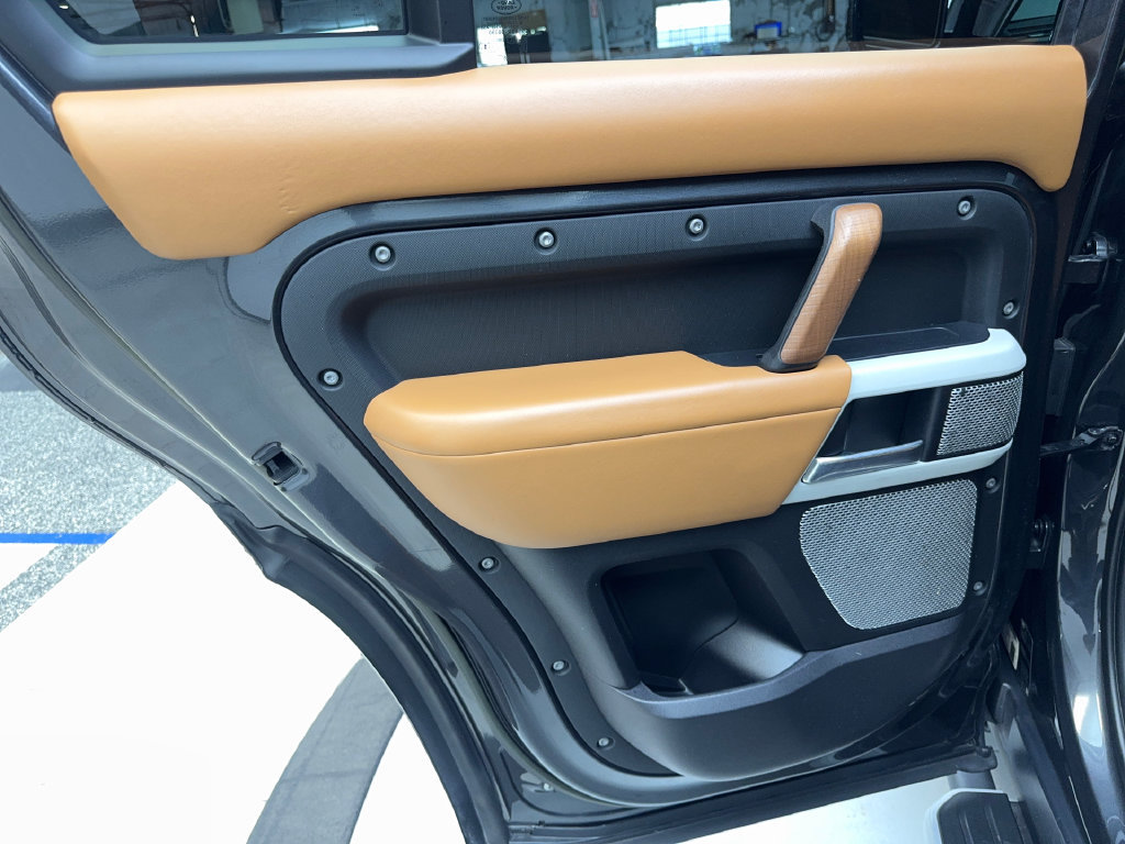 Used 2023 Land Rover Defender 130 First Edition AWD/4WD image 37