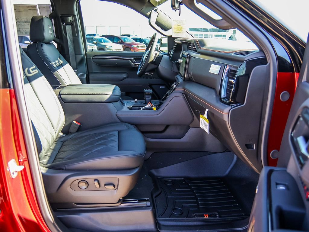 New 2025 GMC Sierra 1500 AT4 w/ AT4 Premium Package AWD/4WD image 22