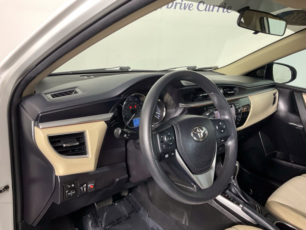 Used 2016 Toyota Corolla LE FWD image 13