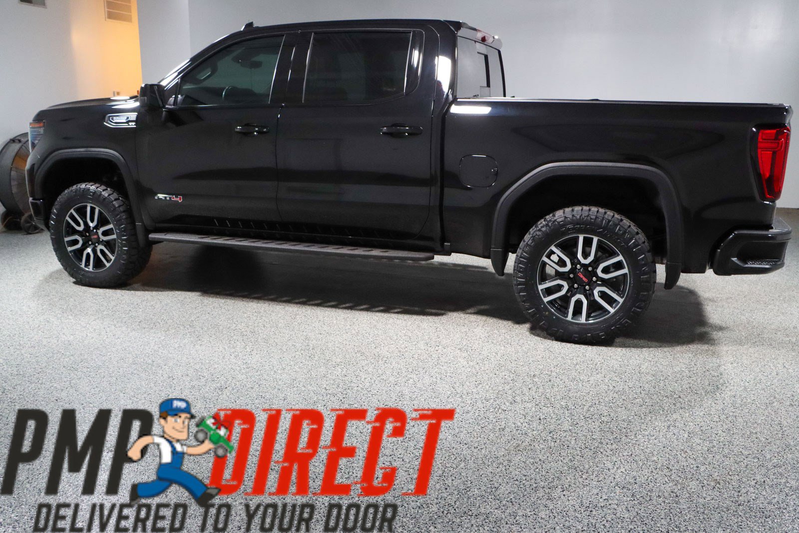 Used 2024 GMC Sierra 1500 AT4 w/ Technology Package AWD/4WD image 11