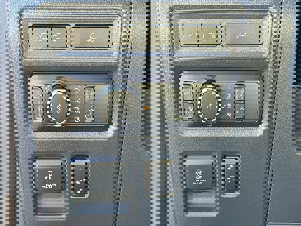 Used 2022 Ford F150 Platinum AWD/4WD image 30