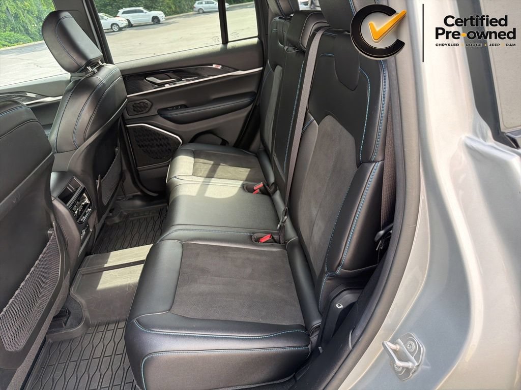 Used 2022 Jeep Grand Cherokee Trailhawk AWD/4WD image 50