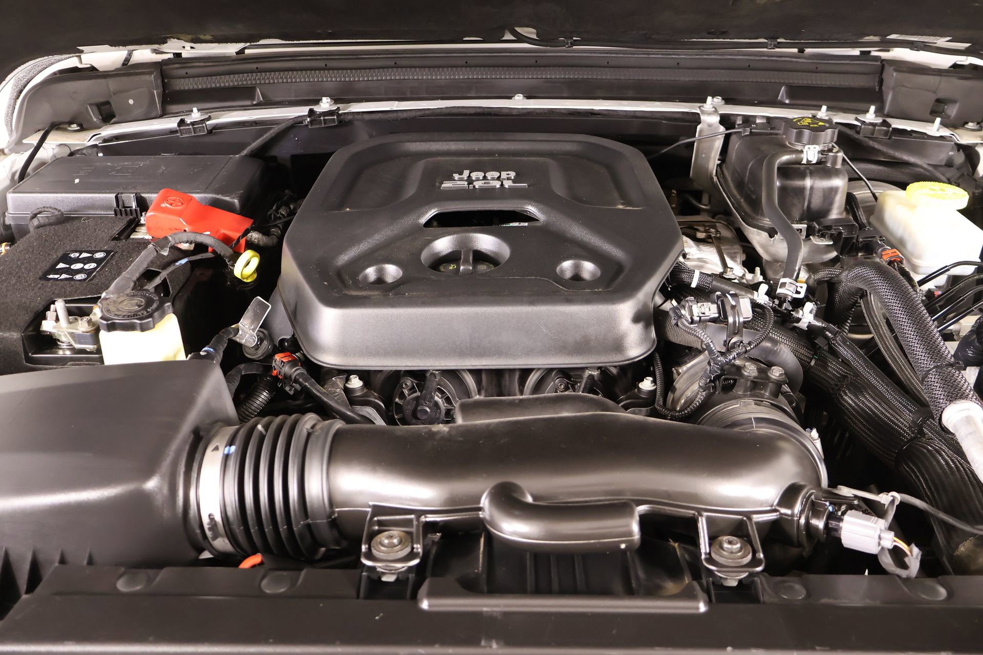 Used 2020 Jeep Wrangler Unlimited Sahara image 19