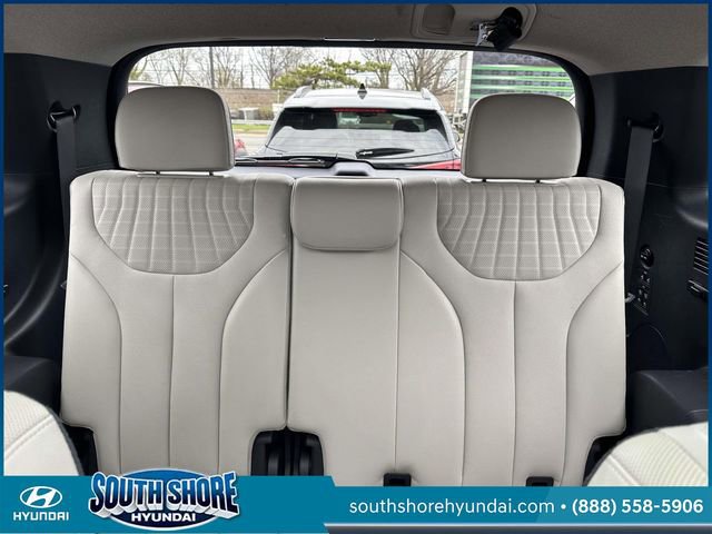 Used 2023 Hyundai Palisade Limited AWD/4WD image 13