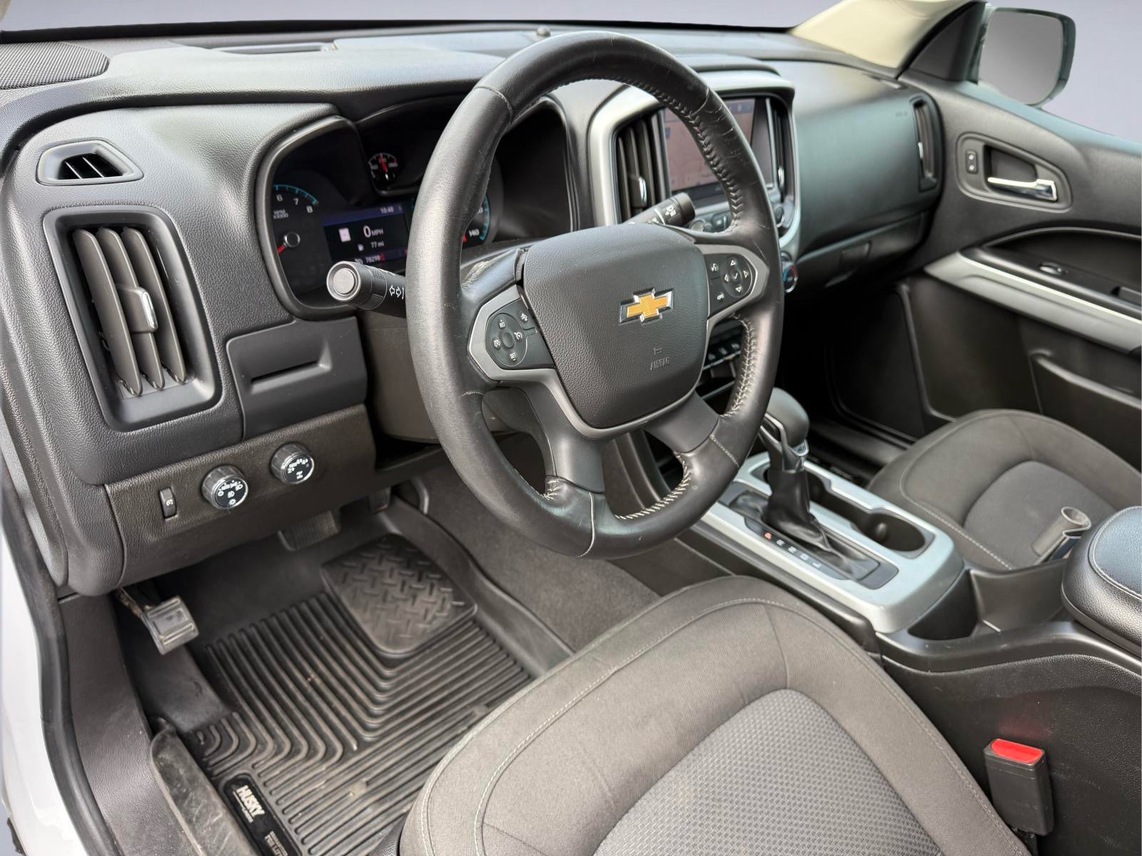 Used 2022 Chevrolet Colorado LT w/ Safety Package AWD/4WD image 16
