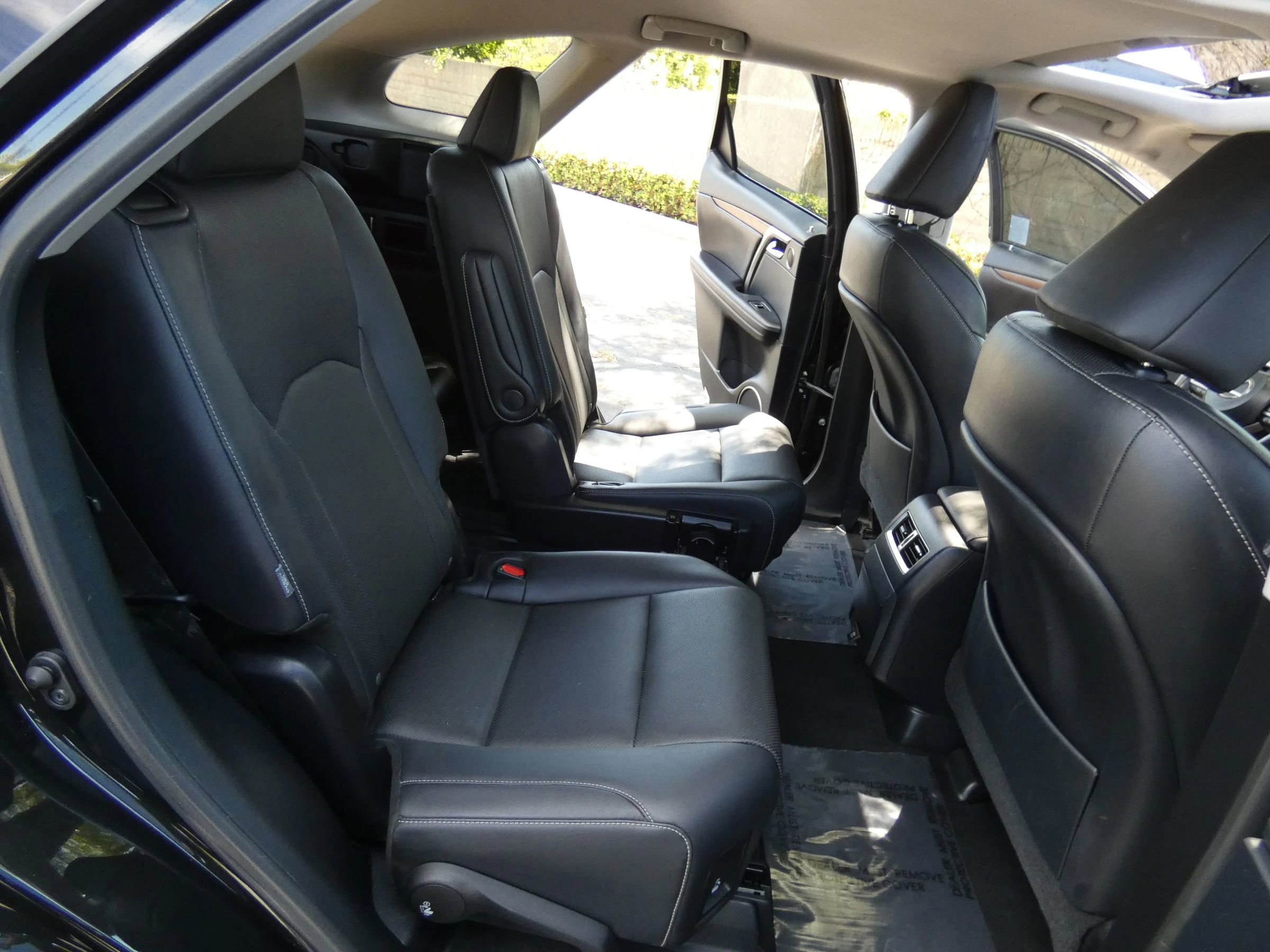 Used 2020 Lexus RX 350L FWD w/ Premium Package image 36