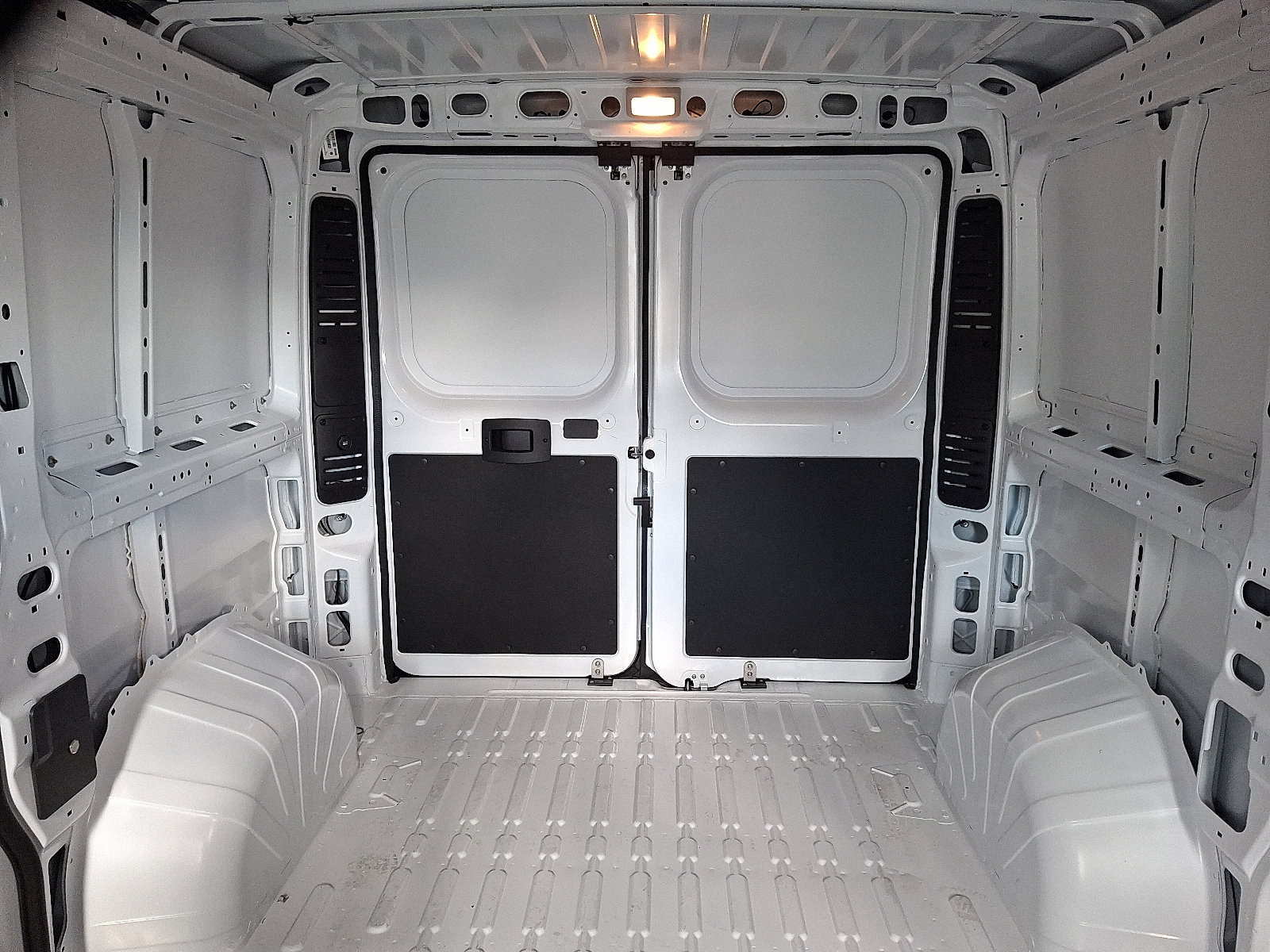 New 2026 RAM ProMaster 1500 w/ Power Group image 18