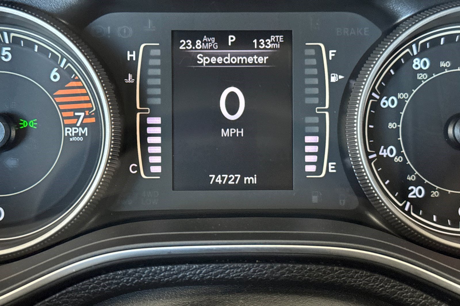 Used 2019 Jeep Cherokee Latitude Plus AWD/4WD image 24