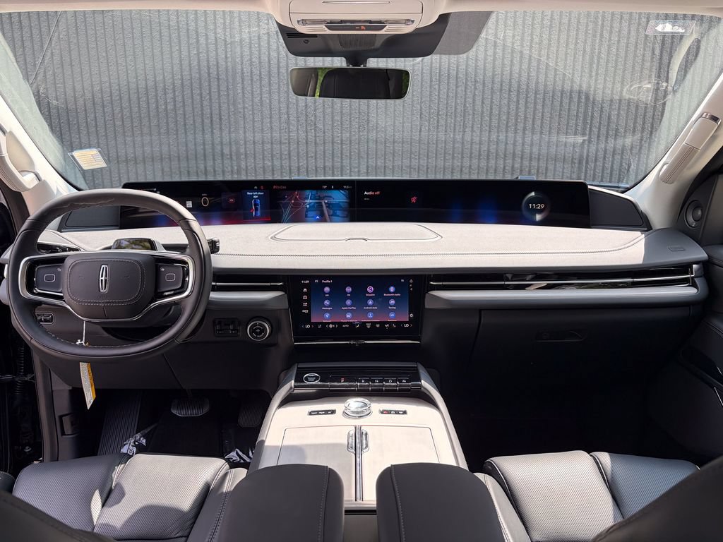 New 2027 Lincoln Navigator Premiere AWD/4WD image 50