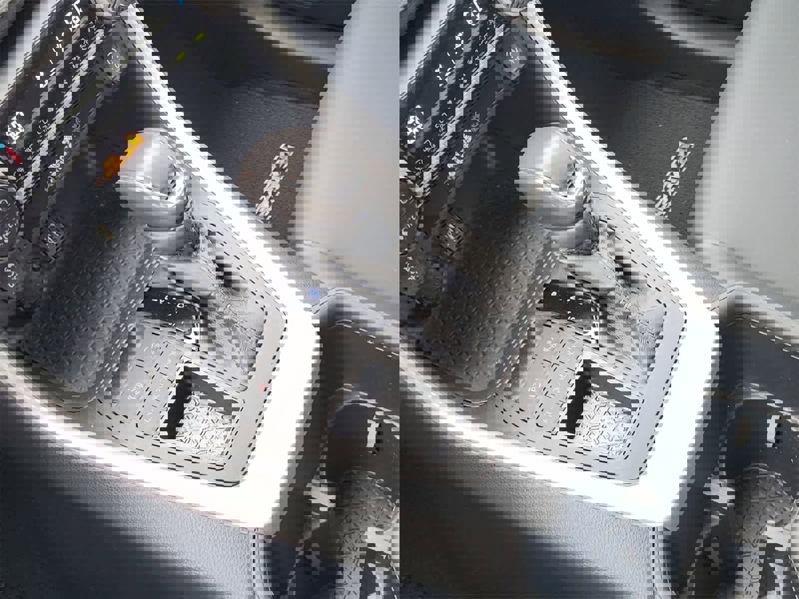 Used 2024 Toyota RAV4 XLE Premium image 19