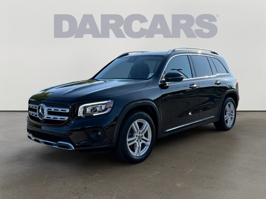 Used 2022 Mercedes-Benz GLB 250 4MATIC w/ Premium Package Lite image 2