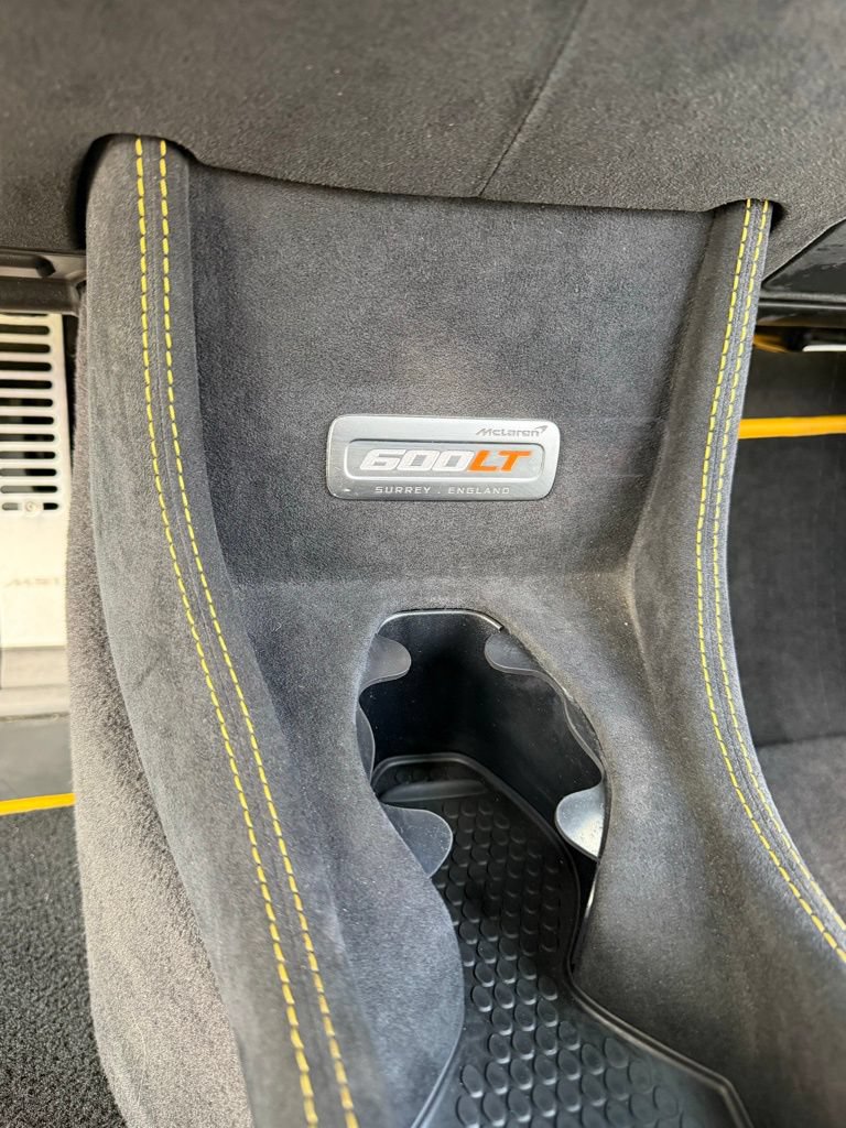 Used 2020 McLaren 600LT Spider RWD image 38