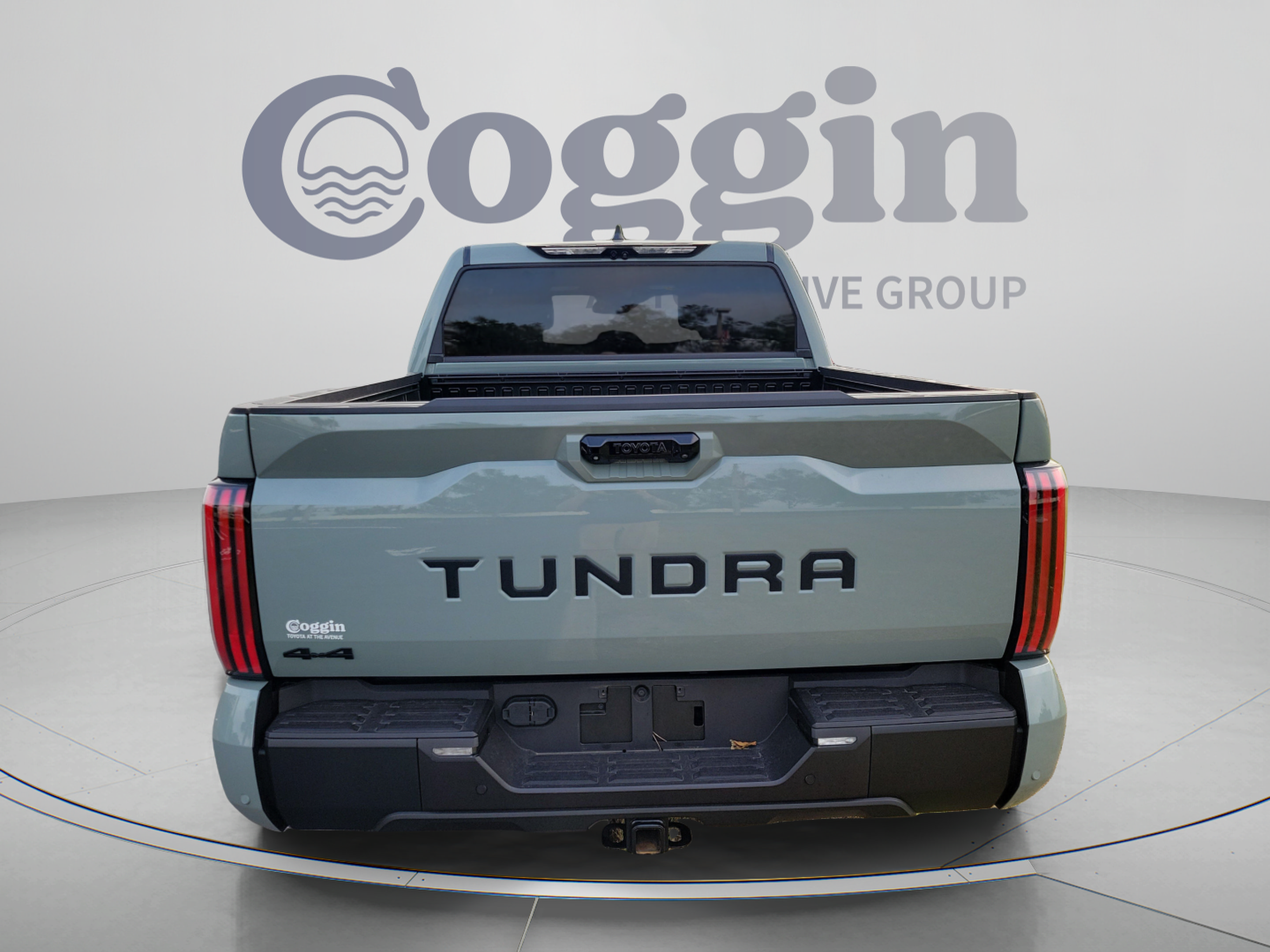 Used 2025 Toyota Tundra Limited w/ TRD Off-Road Package AWD/4WD image 3