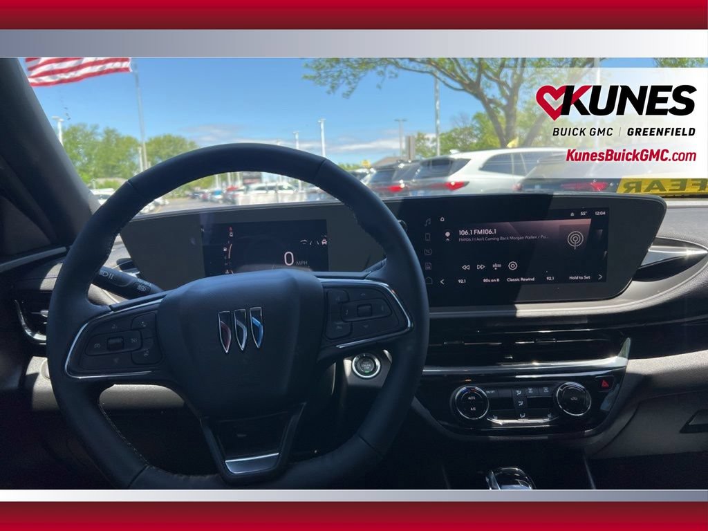 Used 2026 Buick Envista Sport Touring w/ Convenience I Package FWD image 17