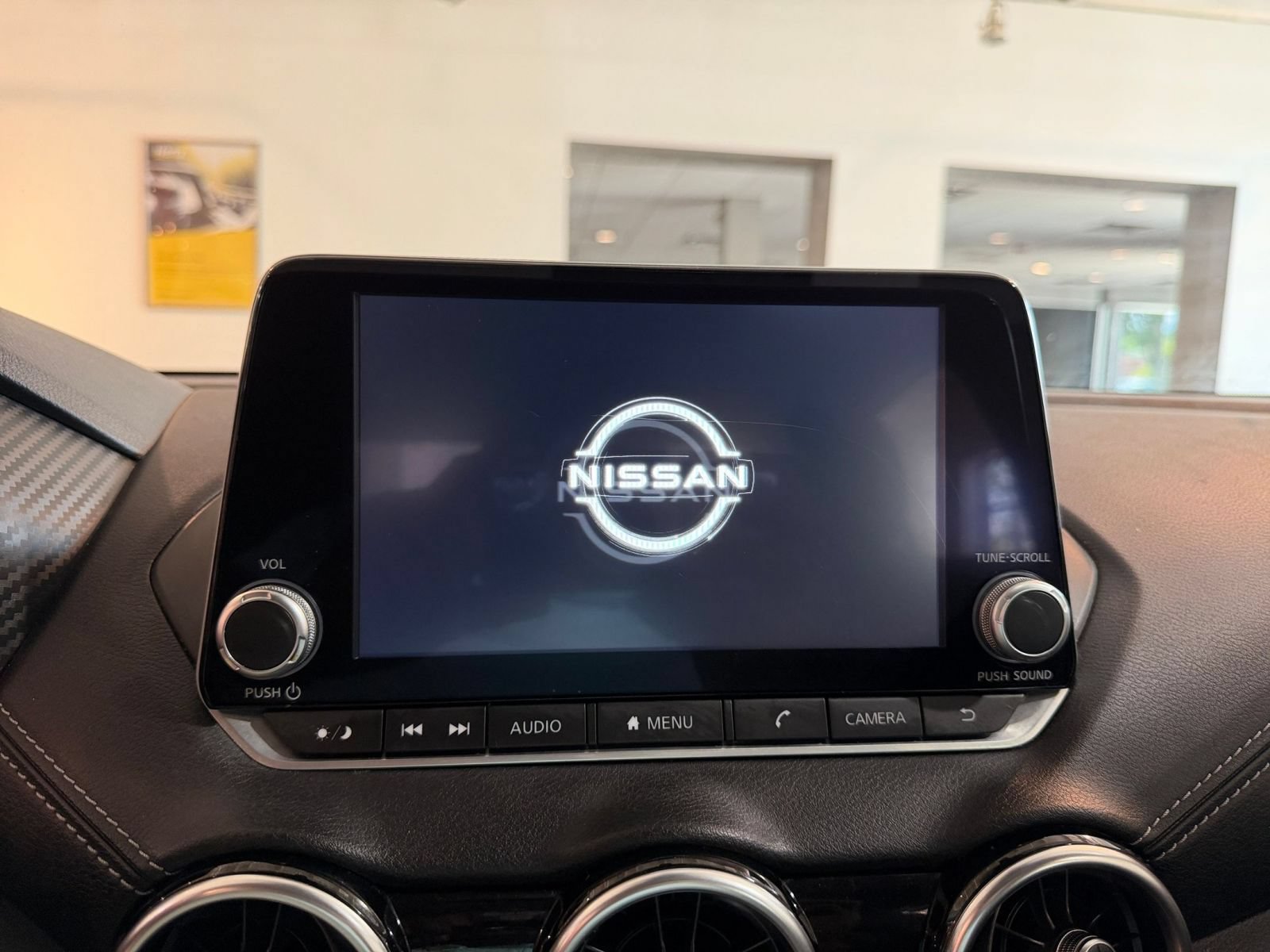 Used 2025 Nissan Sentra SV FWD image 16