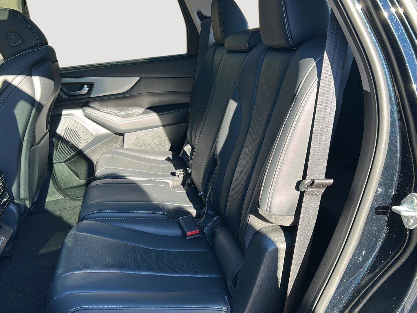 Used 2023 Acura MDX SH-AWD w/ Technology Package image 23