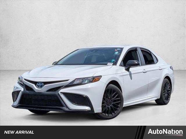 Used 2023 Toyota Camry SE FWD image 1