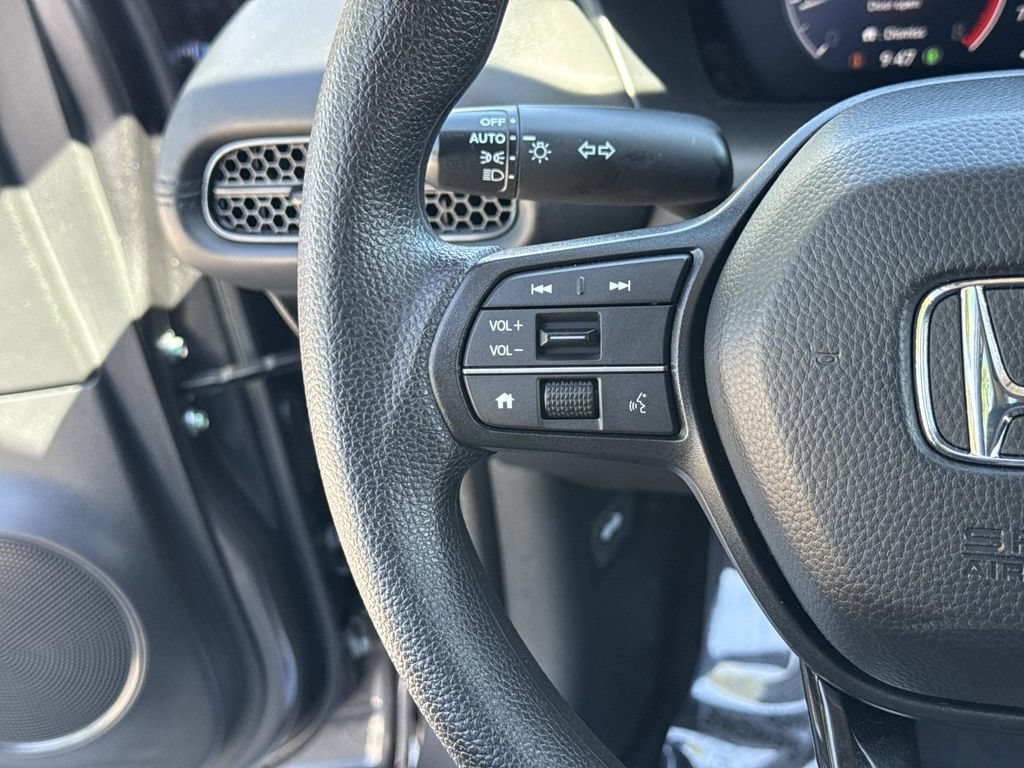 Certified 2026 Honda HR-V LX image 9