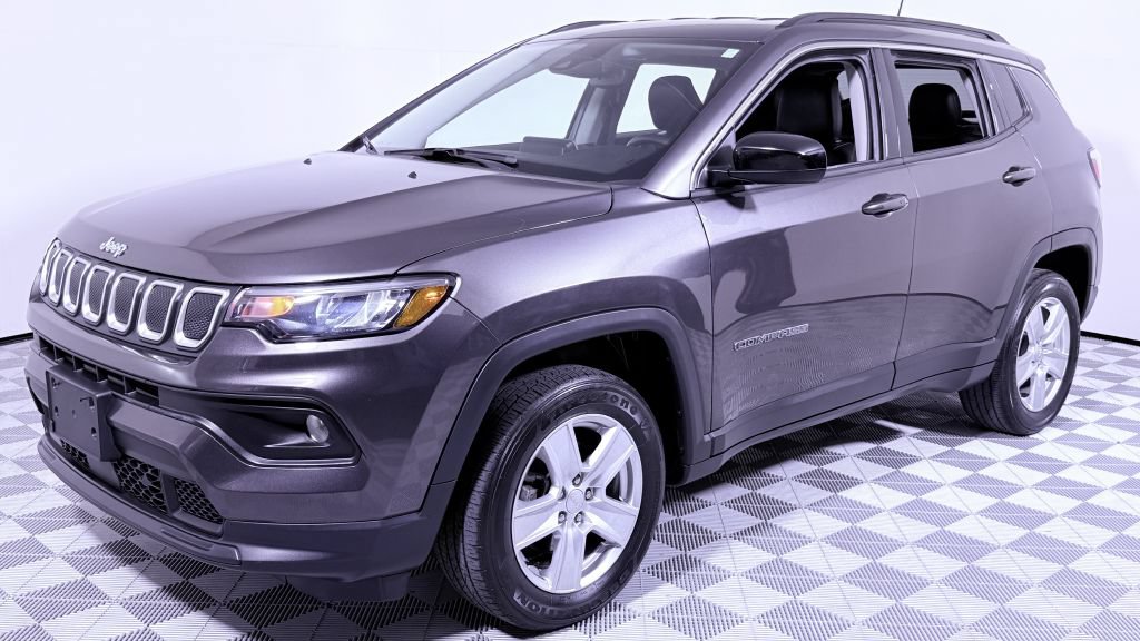 Used 2022 Jeep Compass Latitude w/ Convenience Group AWD/4WD image 7
