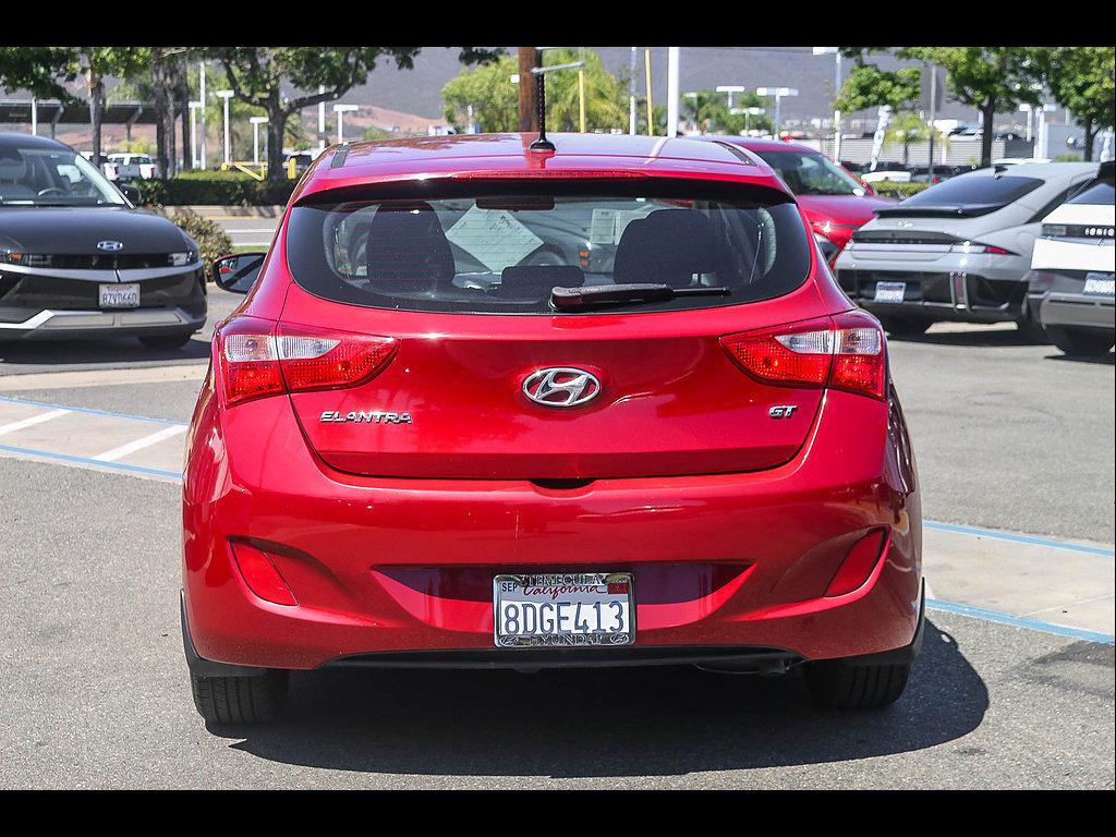 Used 2016 Hyundai Elantra GT FWD image 9