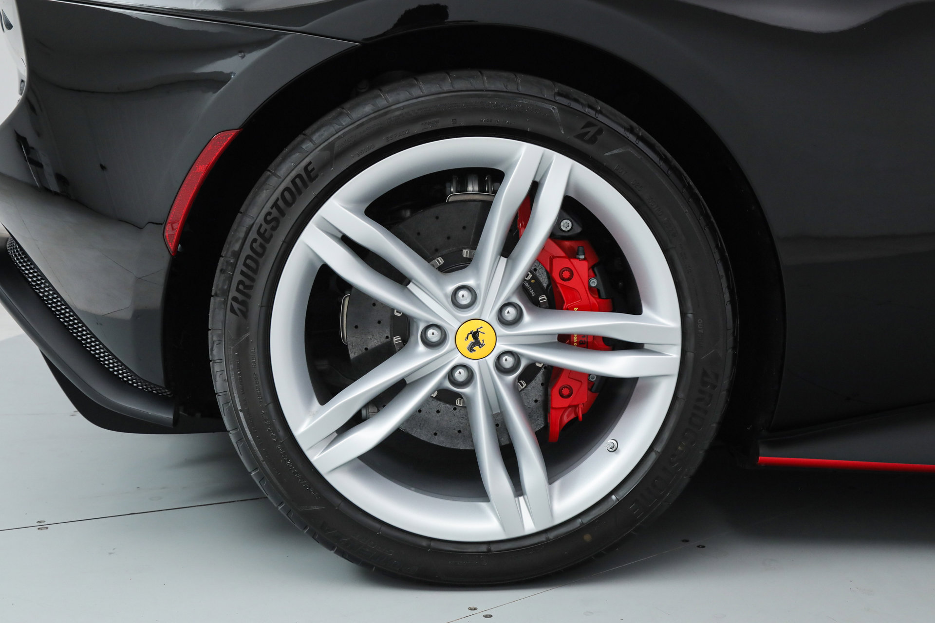 Certified 2025 Ferrari 296 GTS image 37