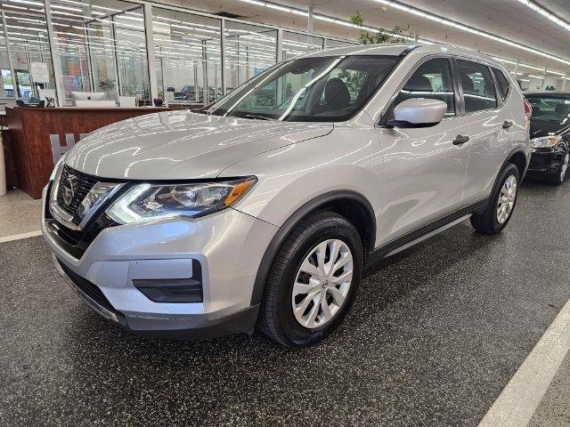 Used 2020 Nissan Rogue S AWD/4WD image 1