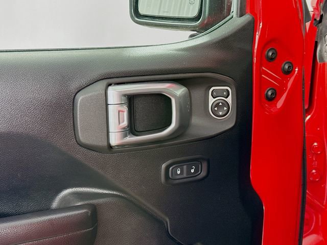 Used 2020 Jeep Gladiator Rubicon image 16