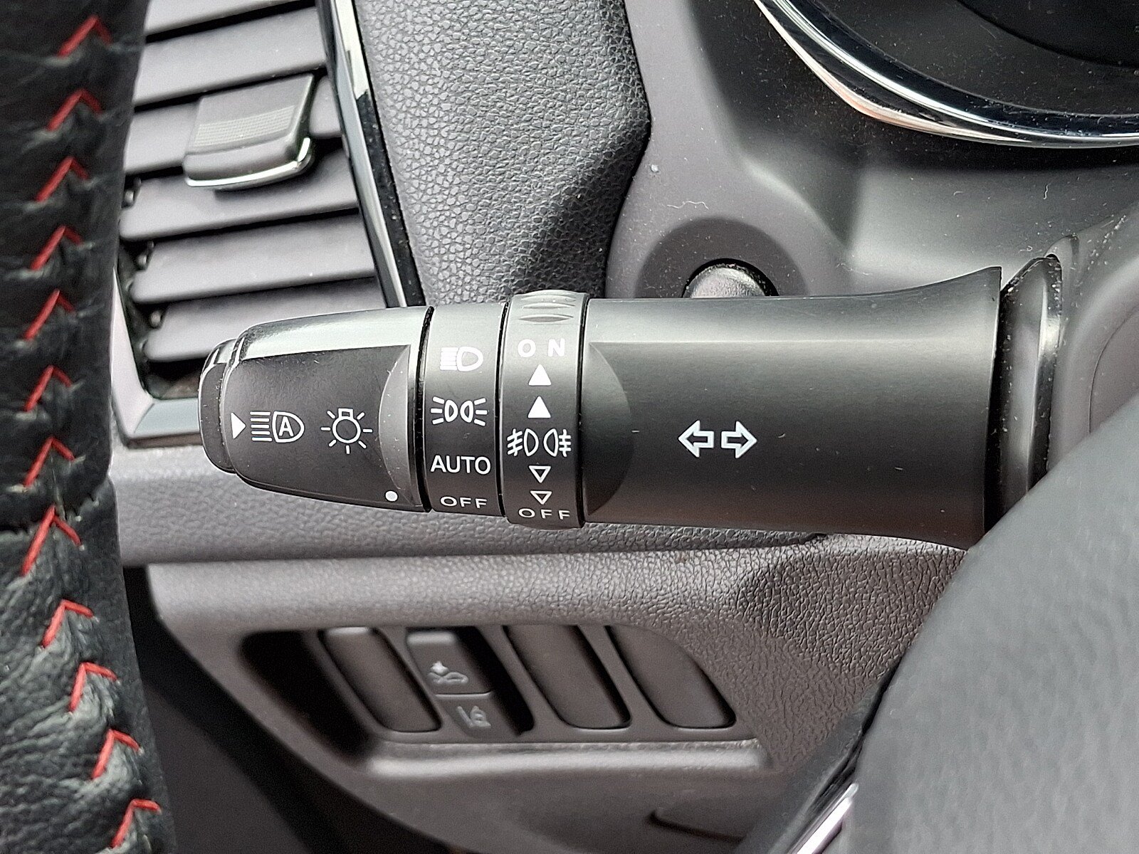Used 2022 Mitsubishi Outlander Sport LE FWD image 25