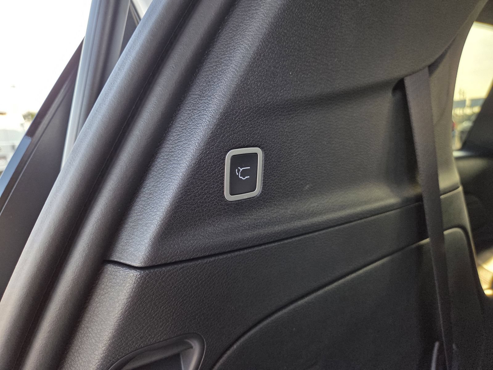New 2026 Chrysler Voyager LX FWD image 23