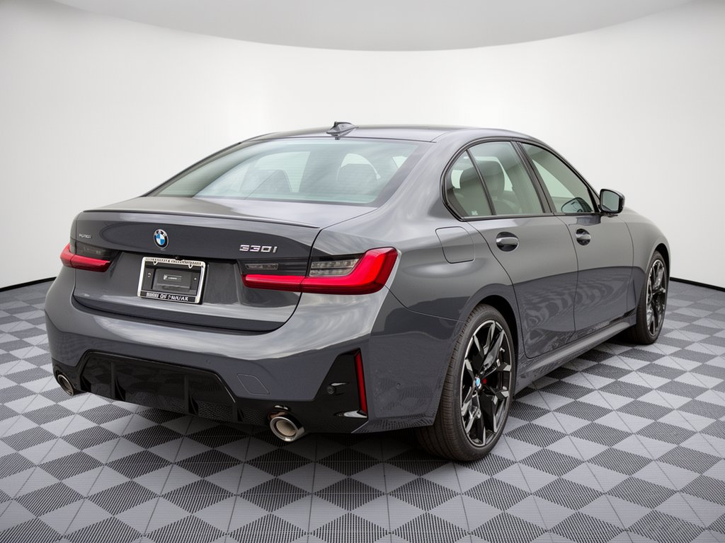 New 2026 BMW 330i xDrive Sedan w/ M Sport Package AWD/4WD image 9