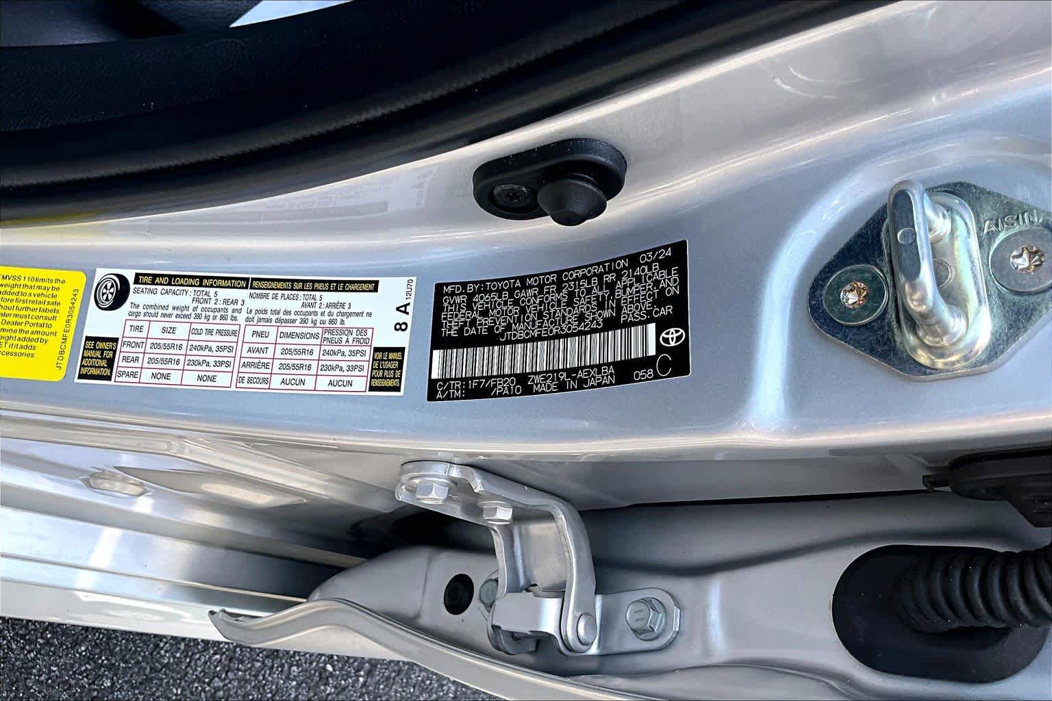 Certified 2024 Toyota Corolla LE FWD image 33