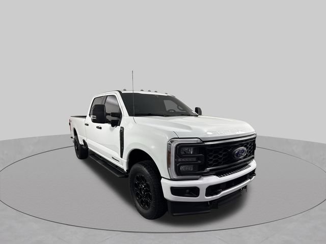 Used 2025 Ford F250 XL w/ STX Appearance Package AWD/4WD image 3