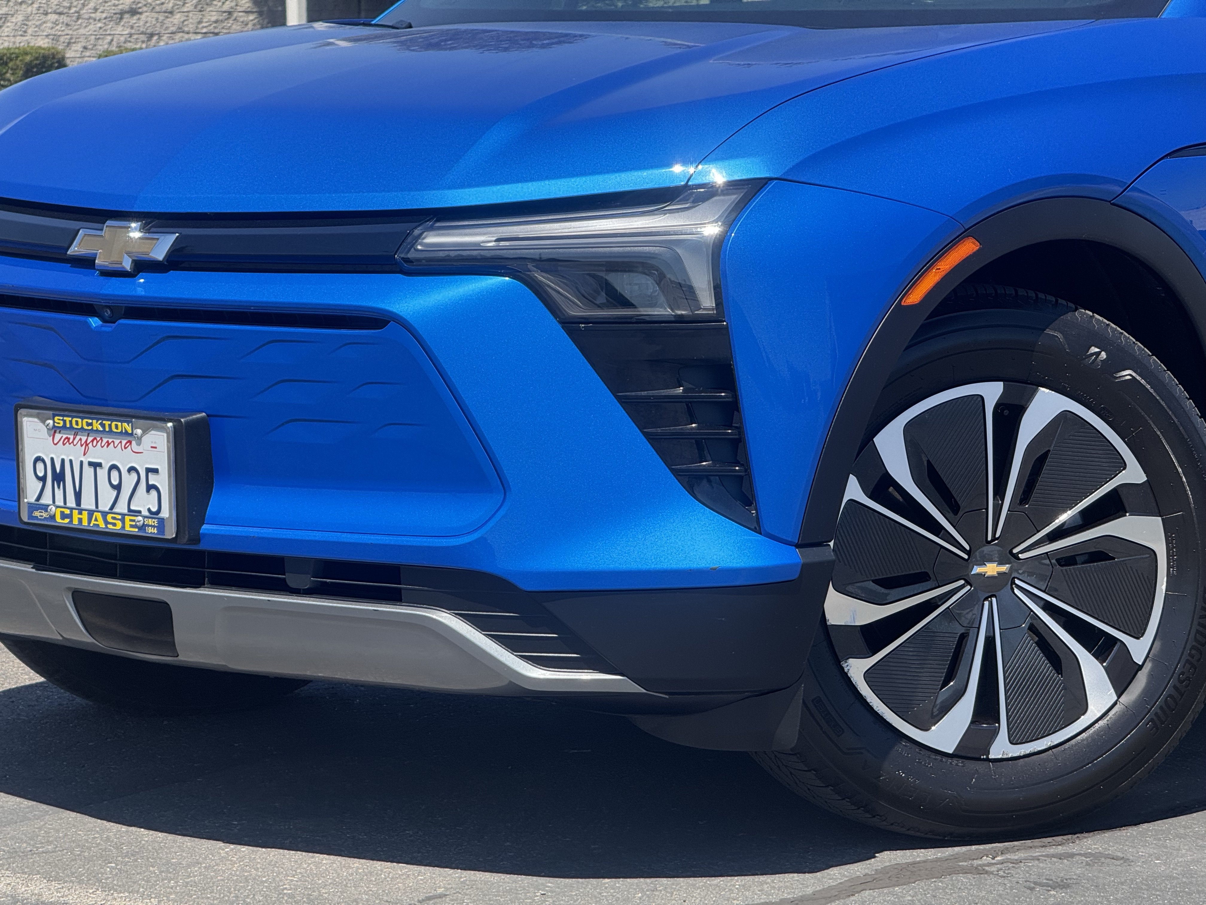 Used 2024 Chevrolet Blazer EV LT AWD/4WD image 3