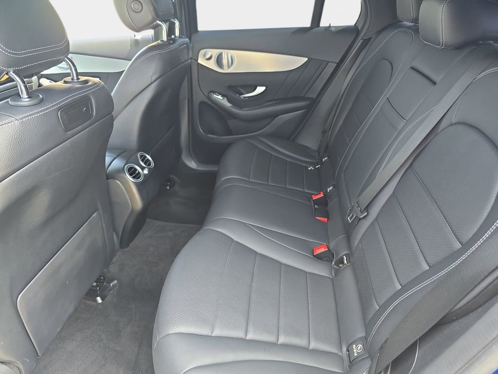 Used 2019 Mercedes-Benz GLC 300 4MATIC Coupe image 17