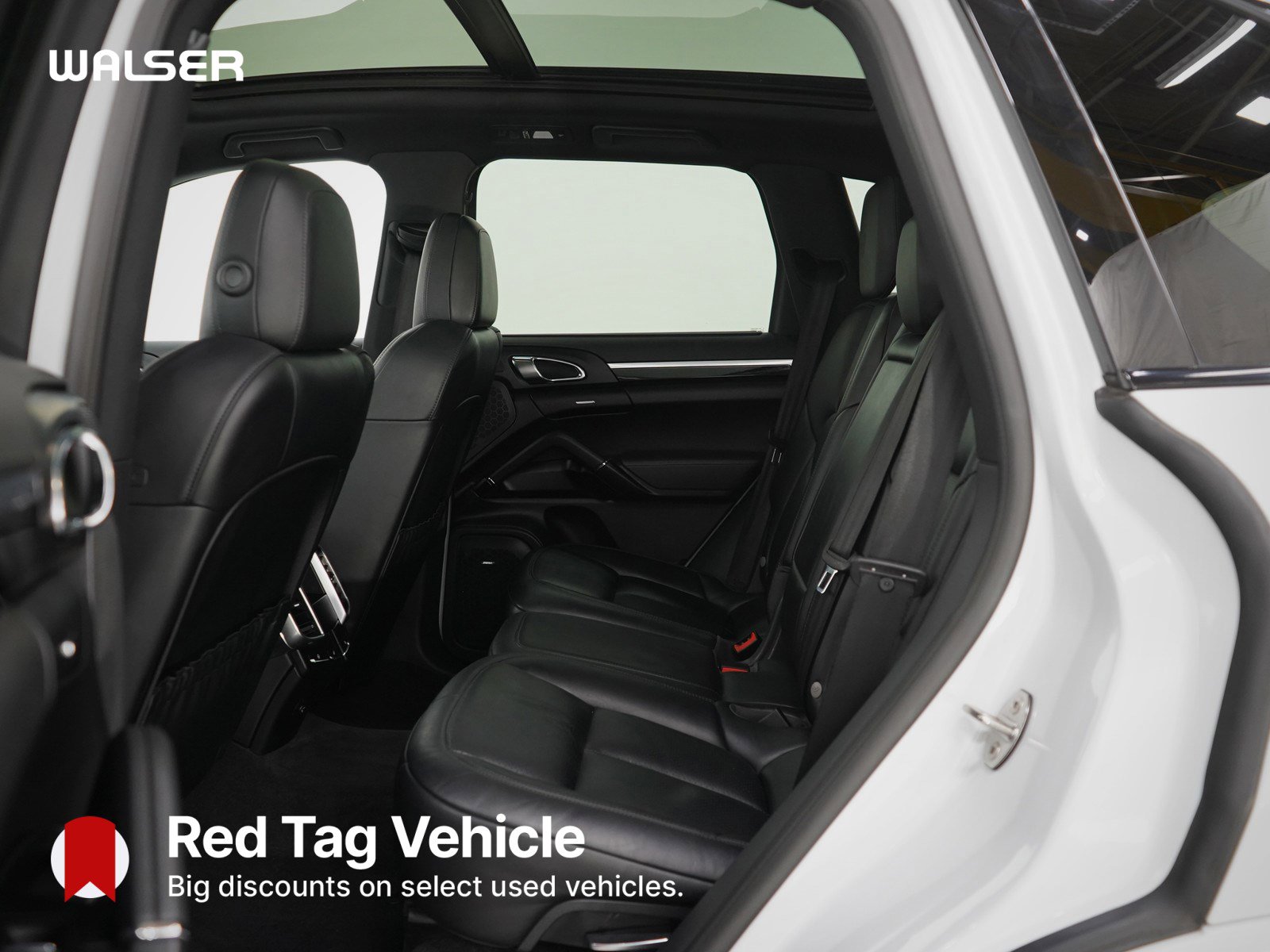 Used 2017 Porsche Cayenne Platinum Edition image 18