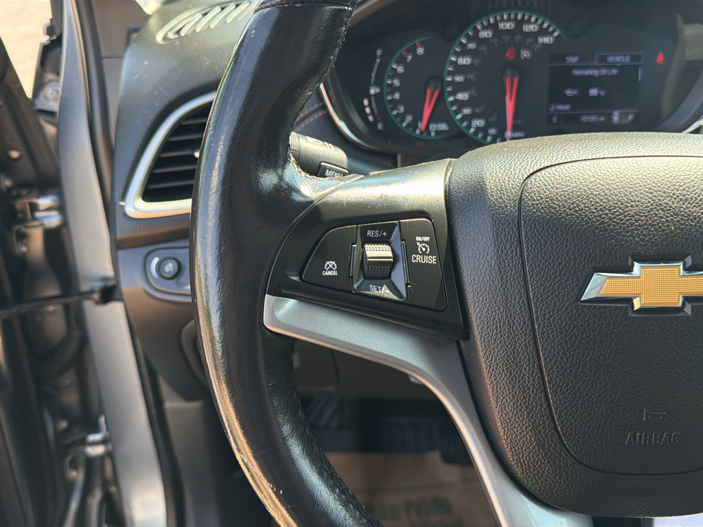 Used 2019 Chevrolet Trax LT w/ LT Convenience Package FWD image 28