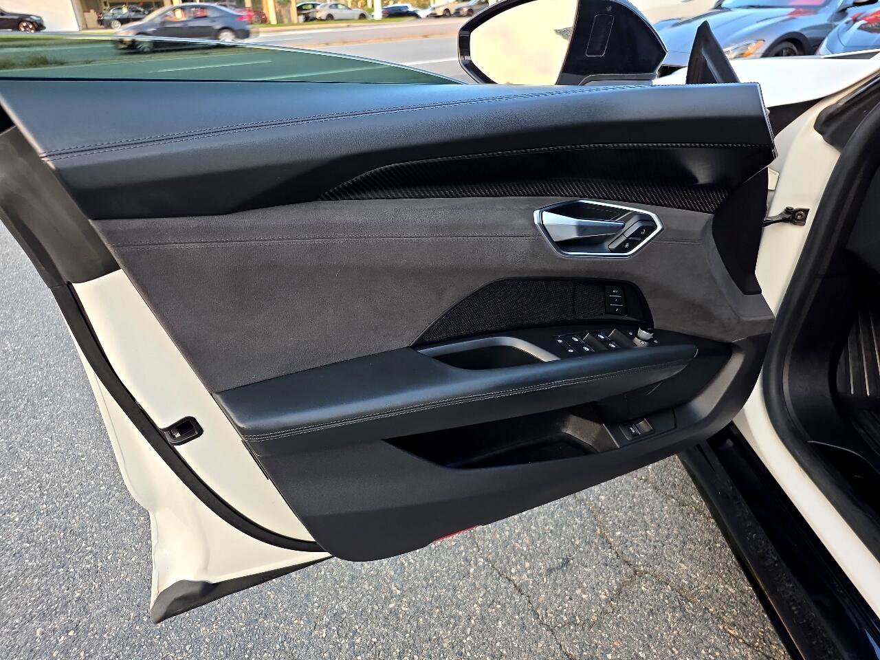 Used 2022 Audi e-tron GT Premium Plus w/ Performance Package image 36