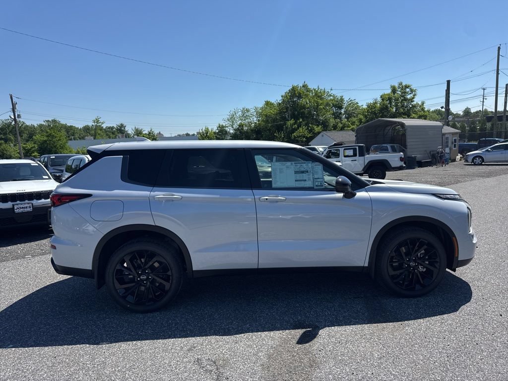 New 2026 Nissan Rogue SL AWD/4WD image 4