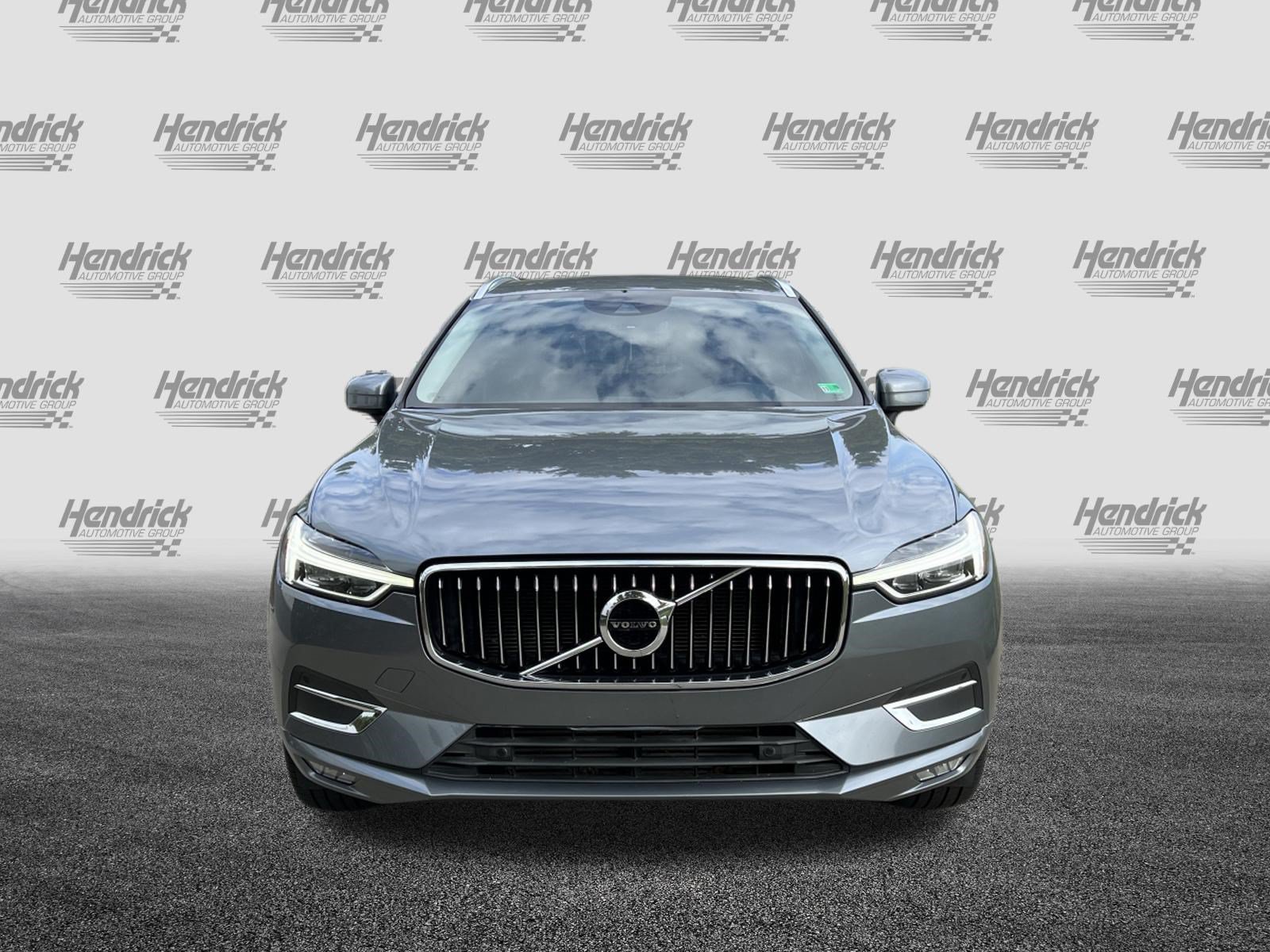 Used 2018 Volvo XC60 T5 Inscription w/ Convenience Package AWD/4WD image 3