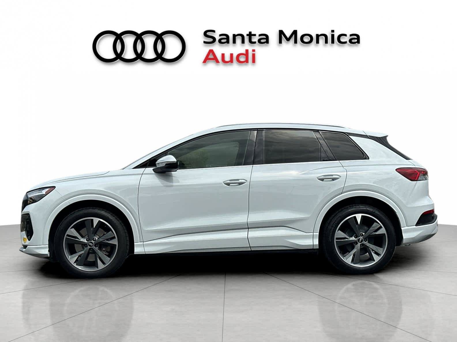 Used 2022 Audi Q4 e-tron Premium Plus w/ Premium Plus AWD/4WD image 5