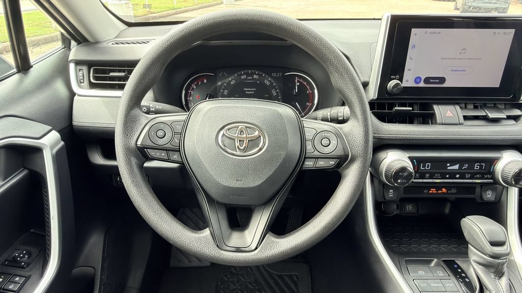 Used 2025 Toyota RAV4 XLE FWD image 13